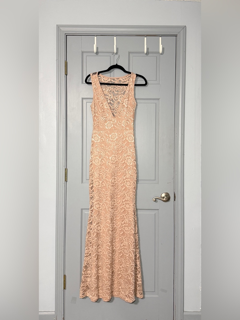 Windsor Peach Lace V-Neck Maxi Dress